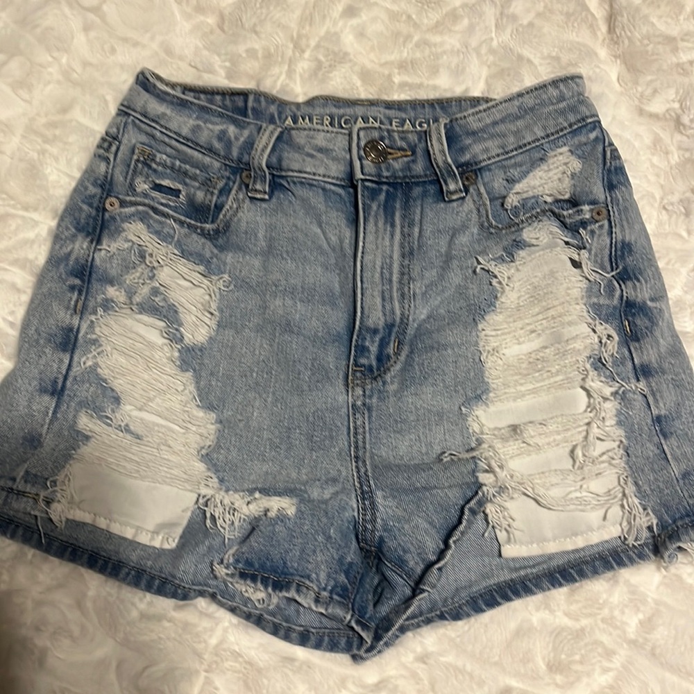 American eagle distressed jean shorts
